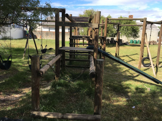 SCHOOL PLAYGROUND UPGRADE – GOAL R 25 000