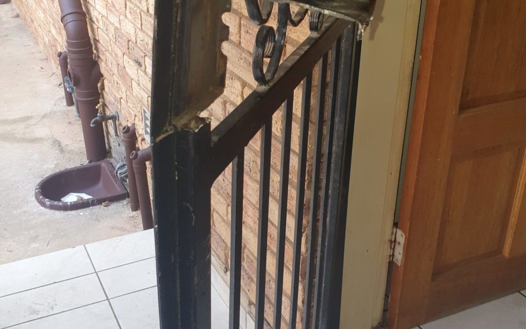 THIEVES STOLE EVERYTHING – GOAL R 15 000