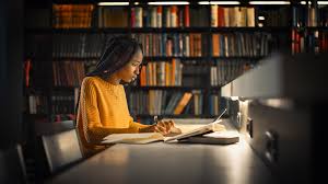 TUITION FEE-FREE UNIVERSITY – R300 000